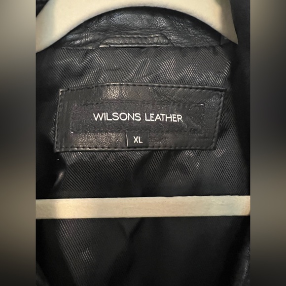 WILSONS LEATHER Cropped Moto Jacket - Picture 3 of 8
